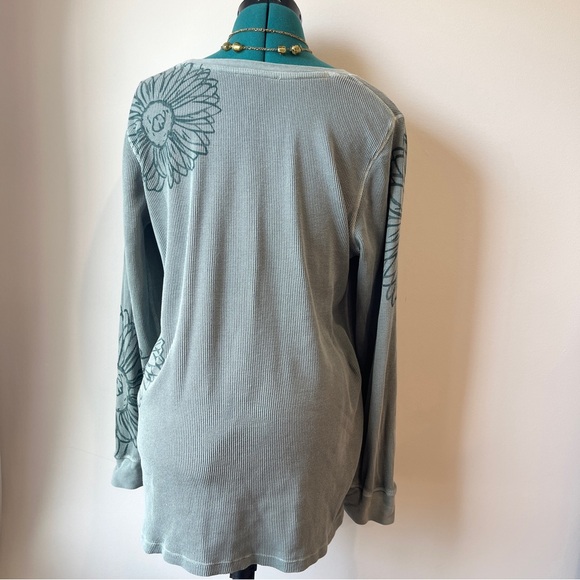 Floral Embroidered Women’s Top - Green/teal - Picture 3 of 5